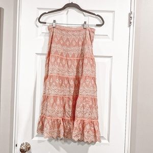 Embroidered pink skirt